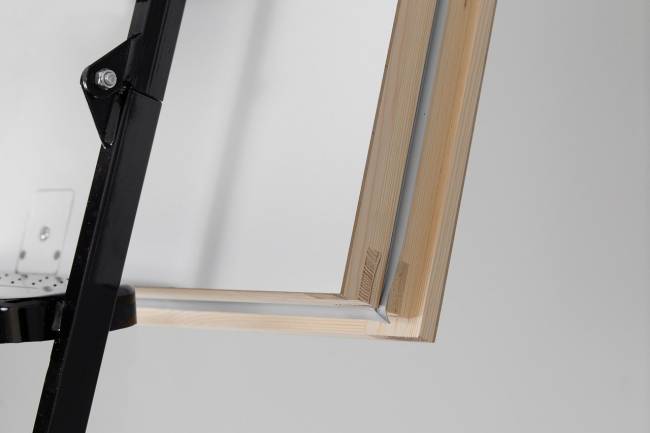 Чердачная складная лестница Metal T3 SUPER Чердачная складная лестница Metal T3 SUPER