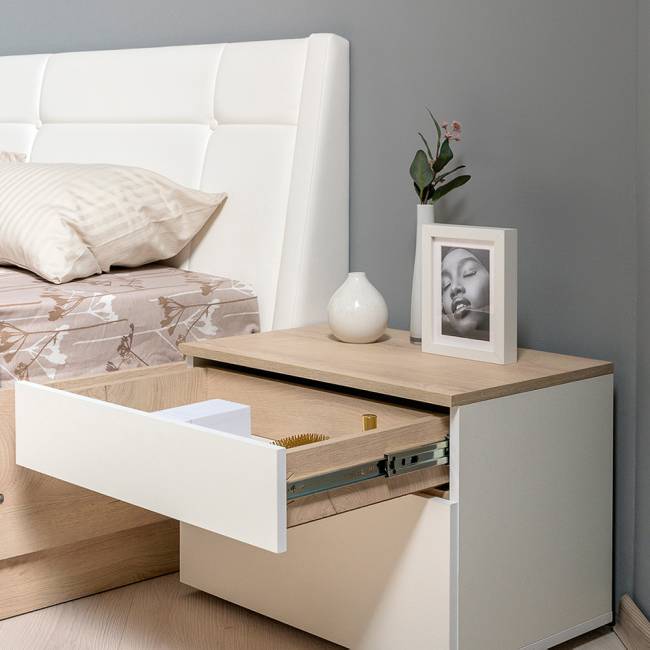Две прикроватных тумбочки и кровать с основанием 1600 Муссон 11.41 цвет белый/дуб эндгрейн элегантный Две прикроватных тумбочки и кровать с основанием 1600 Муссон 11.41 цвет белый/дуб эндгрейн элегантный