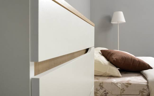 Кровать Муссон 1600 с ортопедическим основанием с тумбочкой и комодом с зеркалом цвет белый/дуб эндгрейн элегантный Кровать Муссон 1600 с ортопедическим основанием с тумбочкой и комодом с зеркалом цвет белый/дуб эндгрейн элегантный